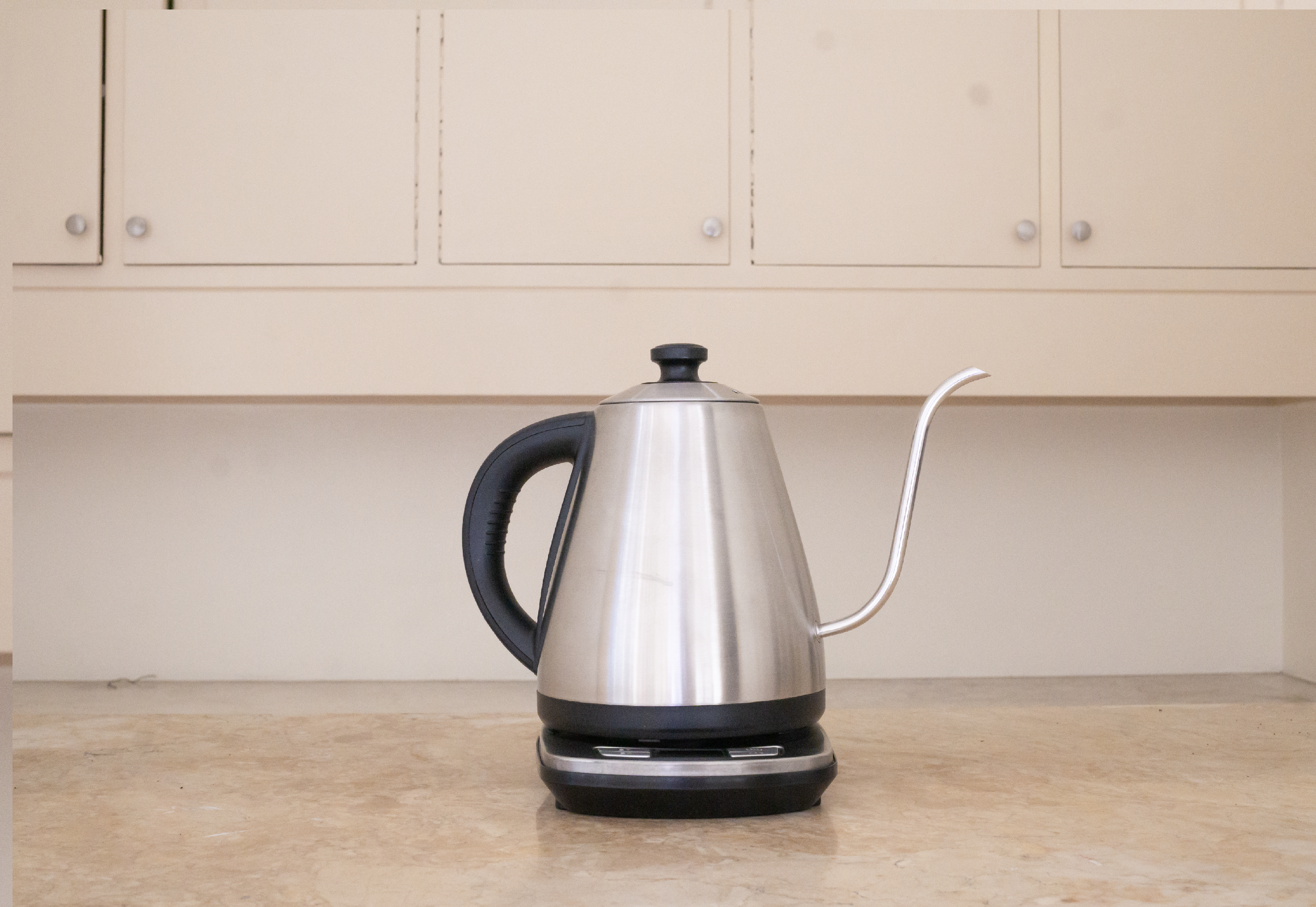 Acopa 34 oz. Matte Black Pour Over / Gooseneck Kettle