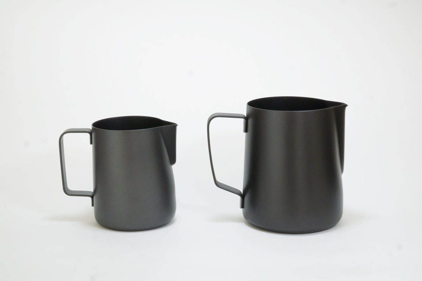 Milk Frothing Jug in Matte Black